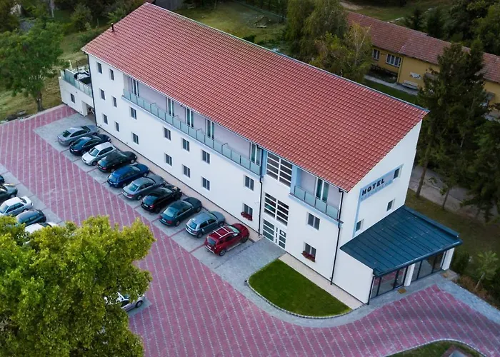 Hotel Szeghalom