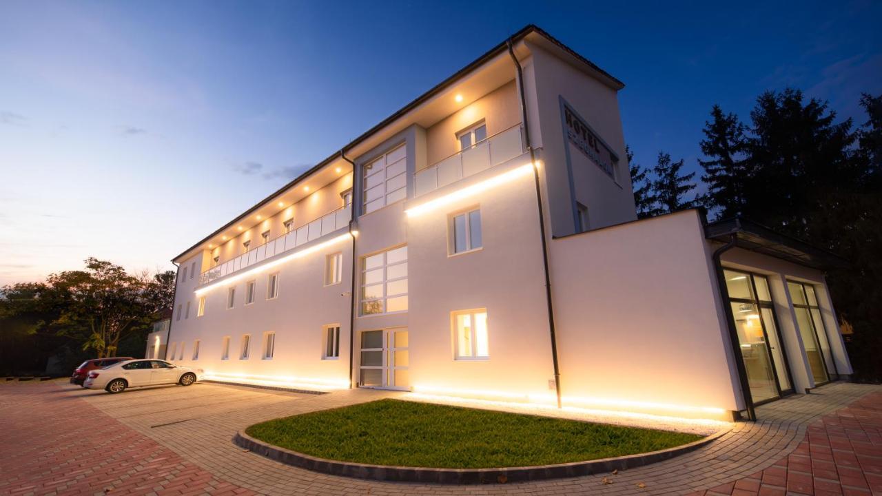 Hotel Hotel Szeghalom